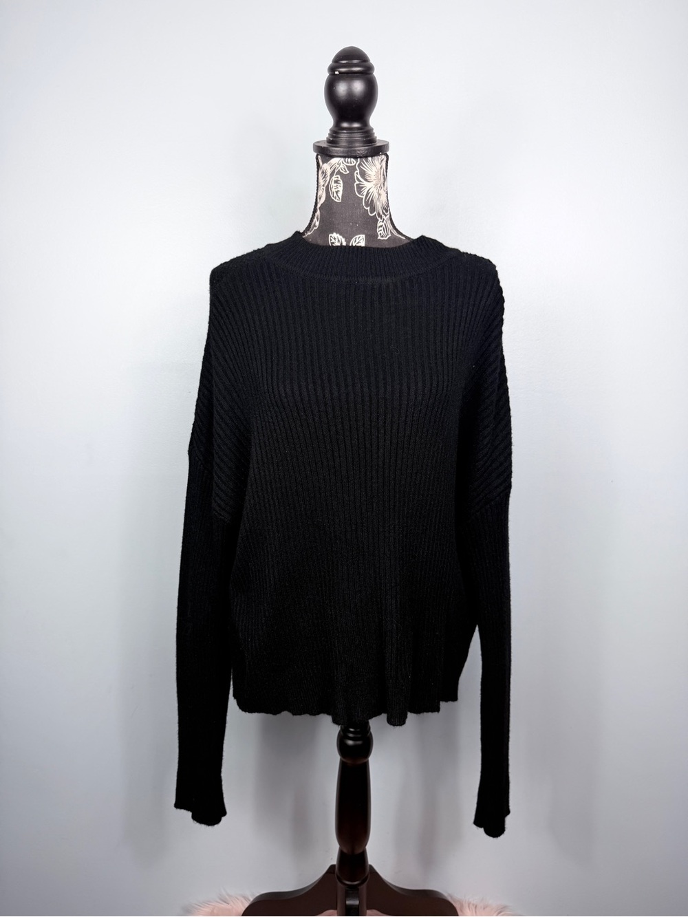 Raya black batwing crewneck oversize soft knit crop long sleeve sweater size XL